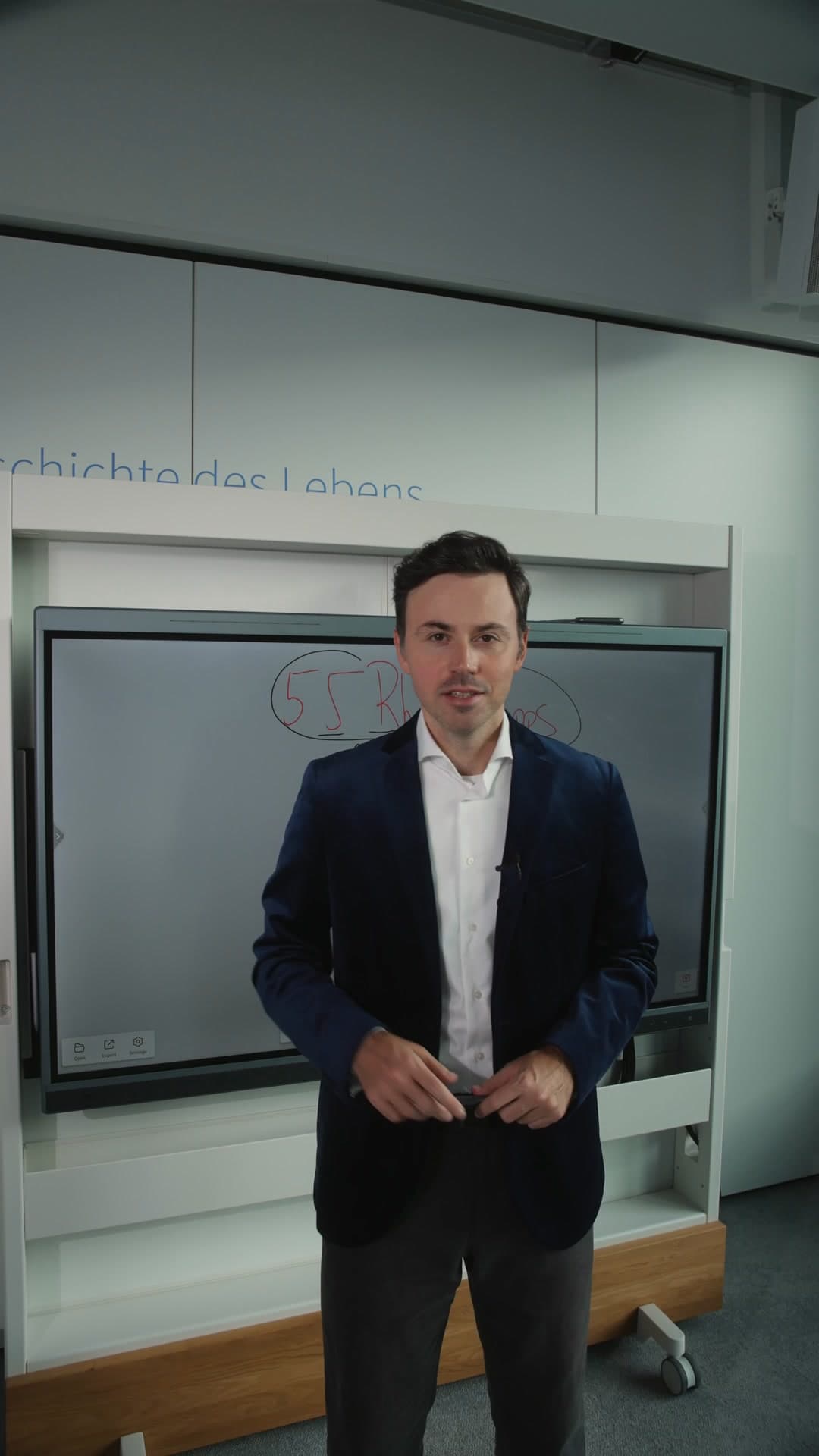 Wladislaw Jachtchenko ad creative, June 2026