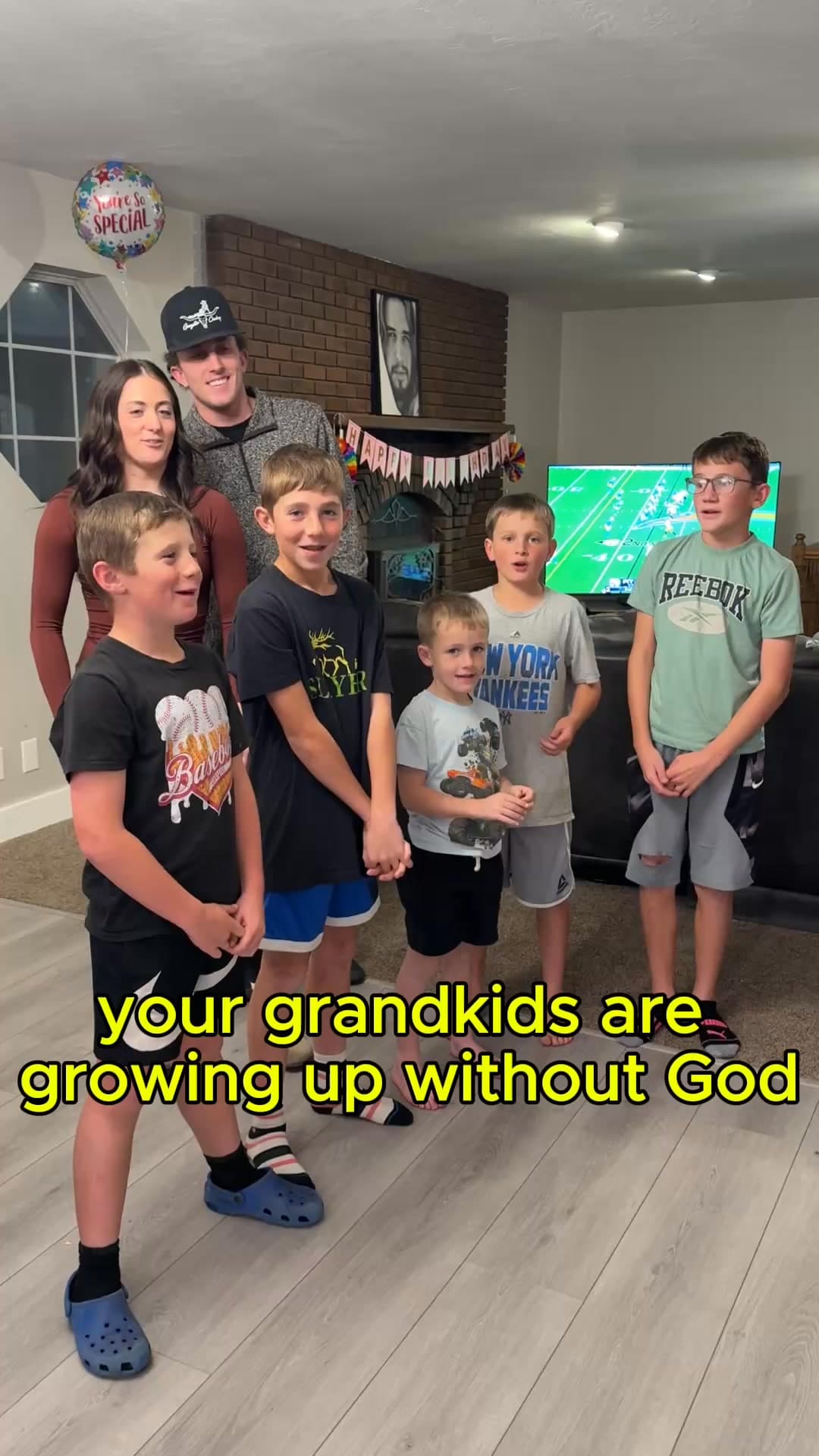 Facebook ad by Beth Maxwell