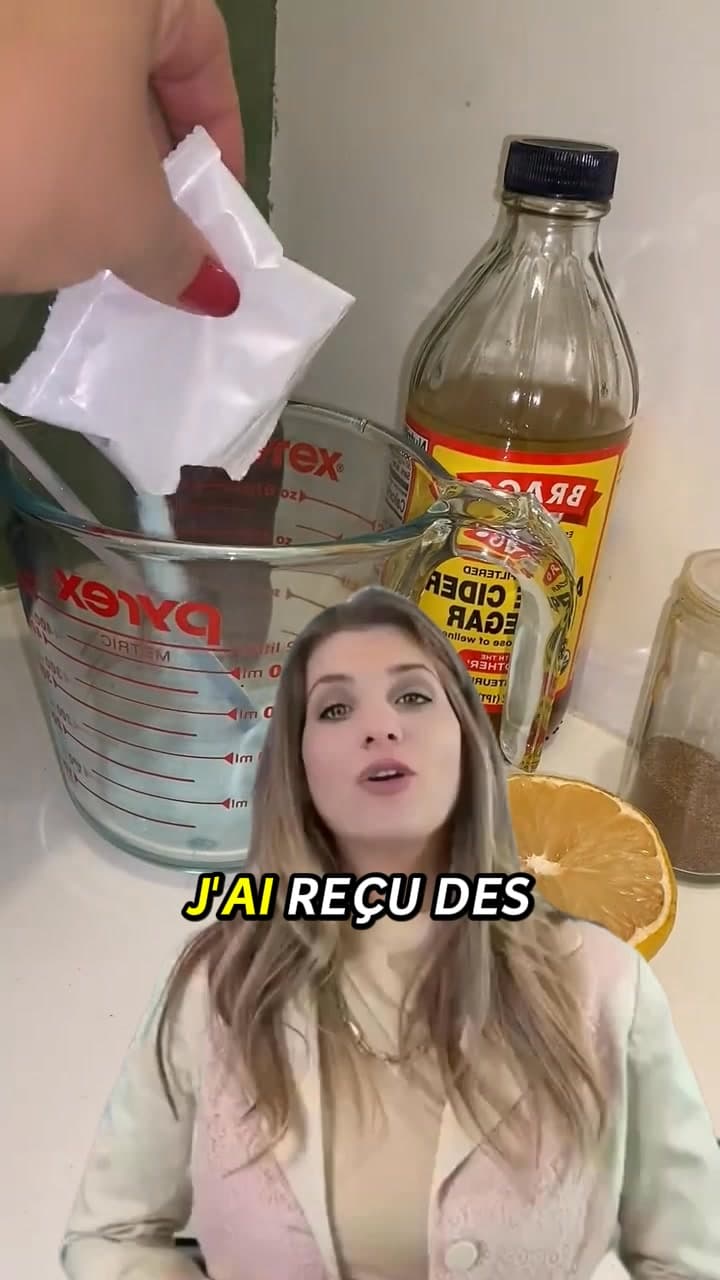 Ad by Monique Chantal