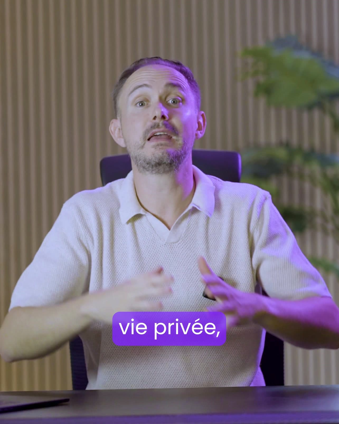 Révolution IA ad creative, April 2026
