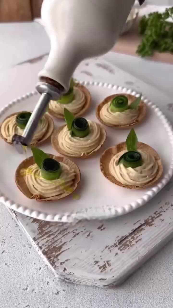 FestyCake ad creative, July 2026