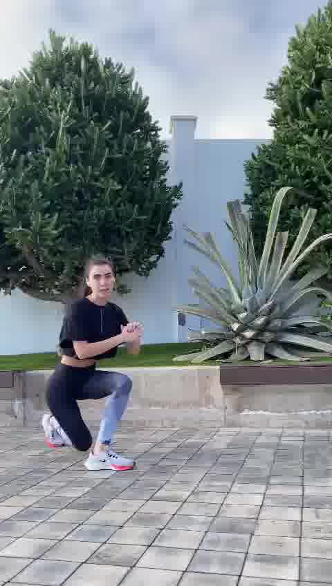 Facebook ad by Sara Colombo - Fitness Coach