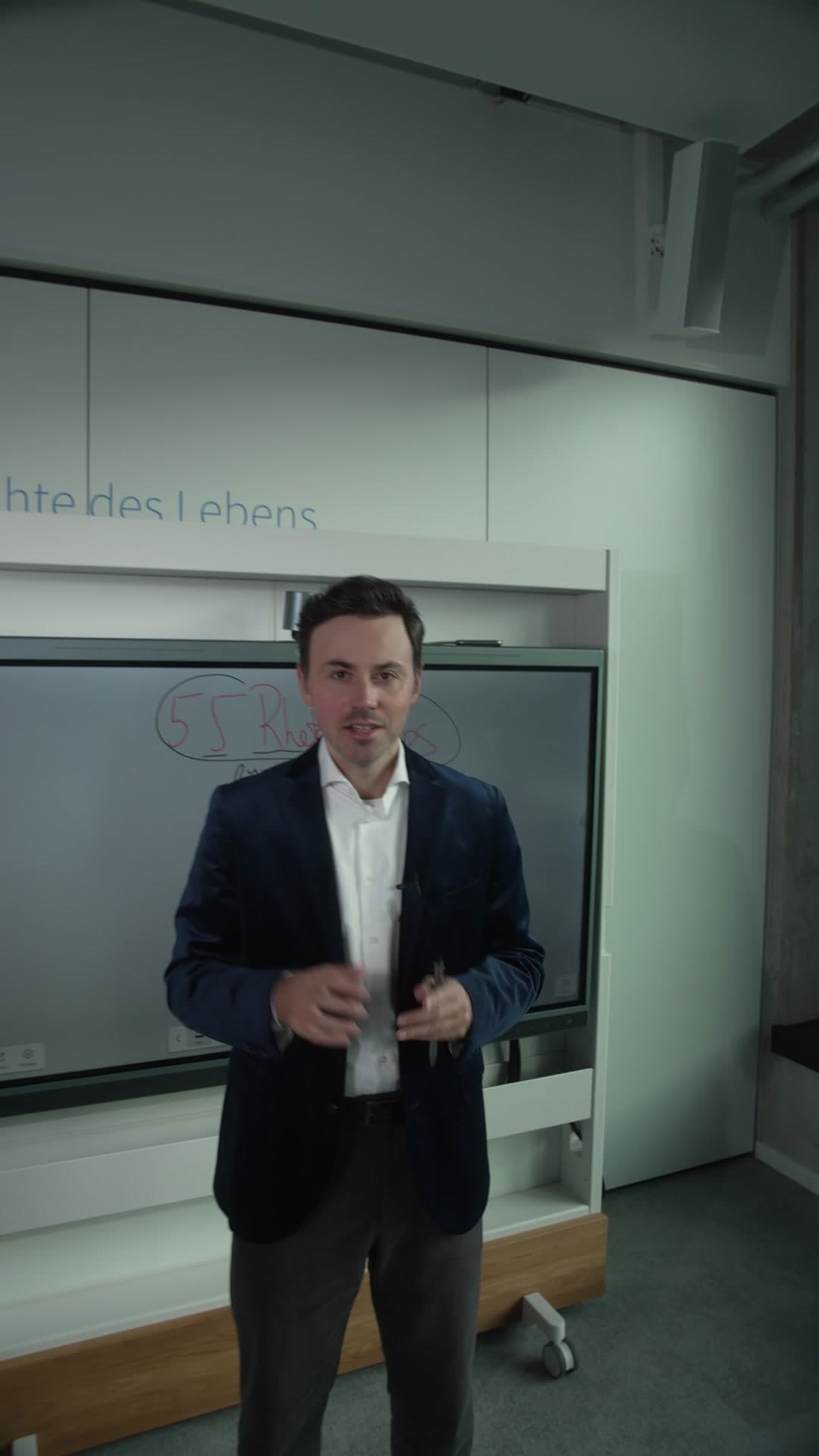 Wladislaw Jachtchenko ad creative, June 2026